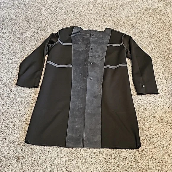 EUC Tahari grey faux leather coat sz M - Picture 11 of 11